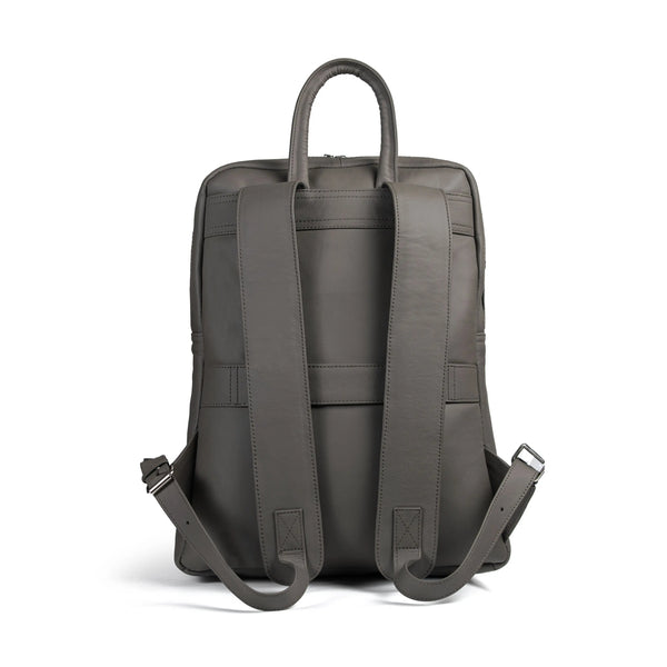 Prime Leather Backpack – Sleek Utility with Timeless Appeal TERRY ROGER