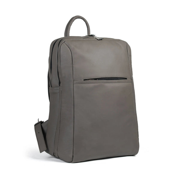 Prime Leather Backpack – Sleek Utility with Timeless Appeal TERRY ROGER